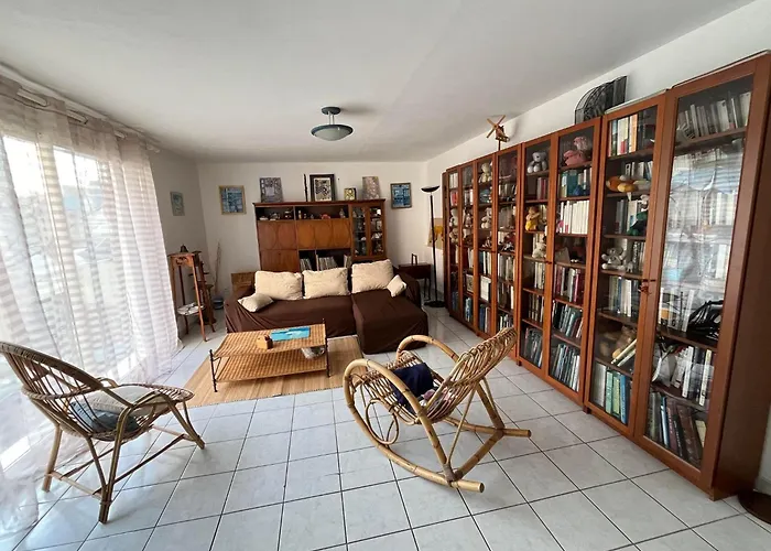 Entre Et Centre Dans Maison Avec Jardin Гавр