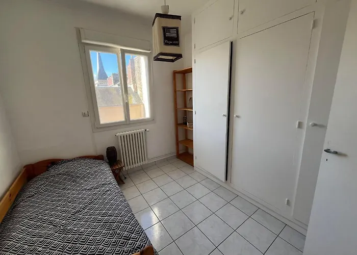 Entre Et Centre Dans Maison Avec Jardin Проживание в семье